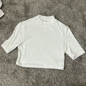 Cropped top